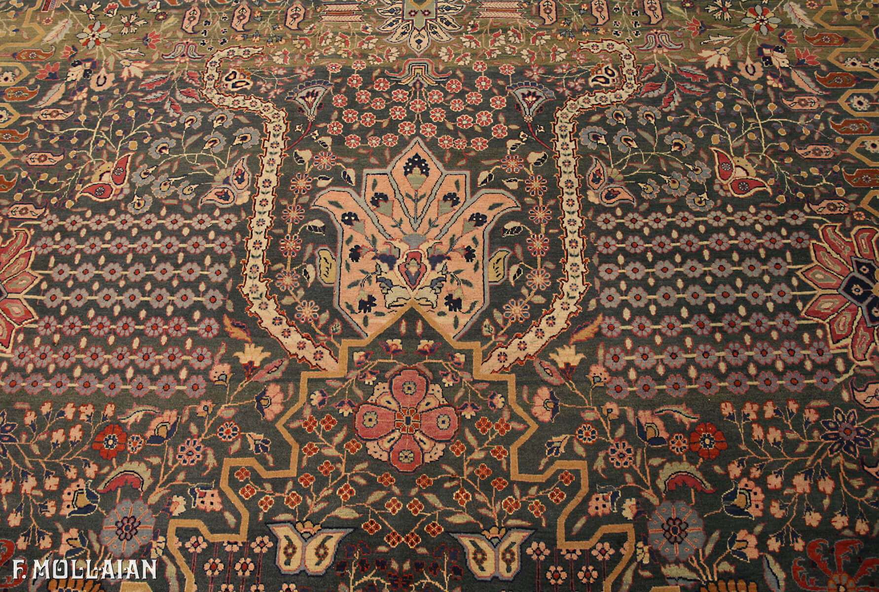 Antique Persian Tabriz Carpet n°:20796096
